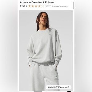 ALO Accolade Crew Neck Pullover in White Heather Size Medium